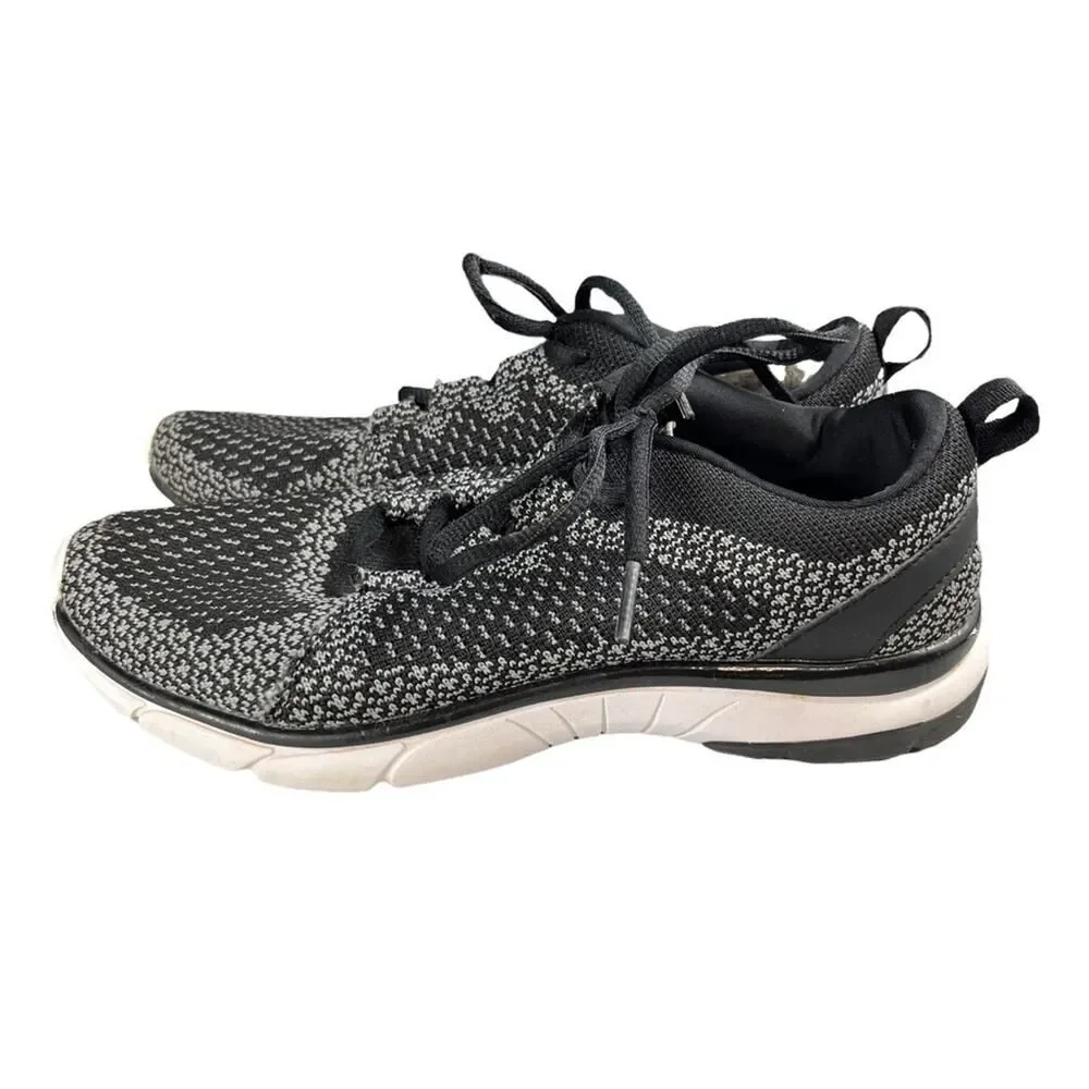 Vionic Sierra Low Top Lace Up Orthaheel Technology Tennis Shoes In Black